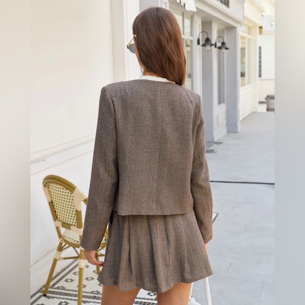 Brown Button Pockets Jacket - Picture 3 of 6